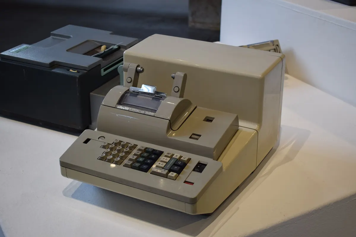 An old desktop electronic calculator